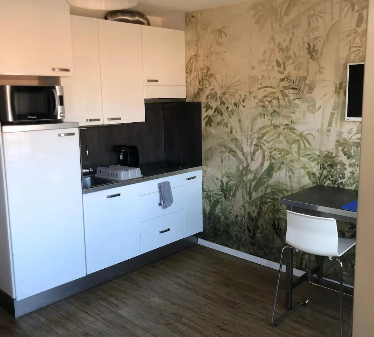 Studio And Breakfast Cannes Francia